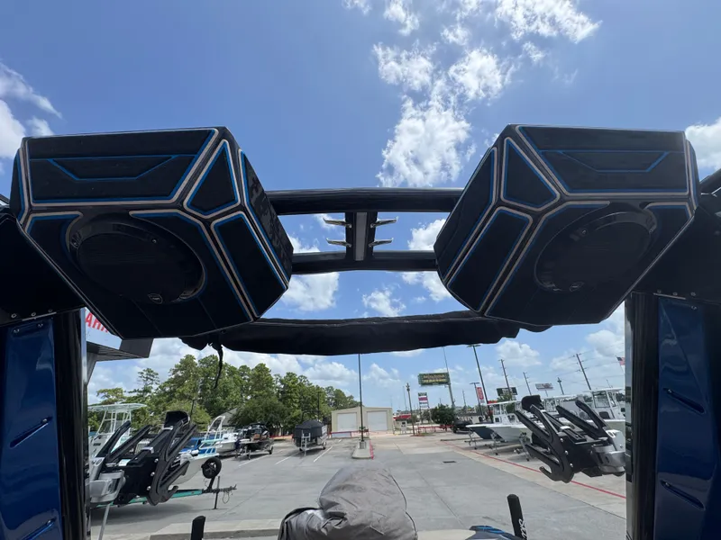 Slide: The Image of Centurion Ri 230 2022 - 5