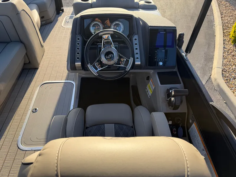 Slide: The Image of Barletta L23QCSS 2022 - 9