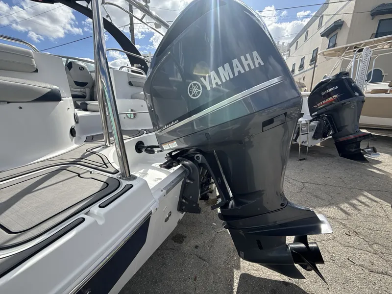 Slide: The Image of Hurricane 2486 SD 2022 - 17