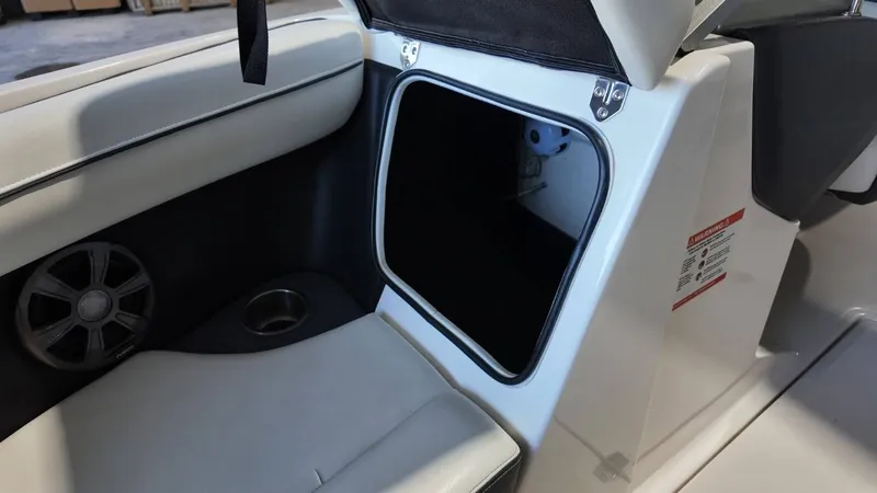 Slide: The Image of Regal 2100 2018 - 34