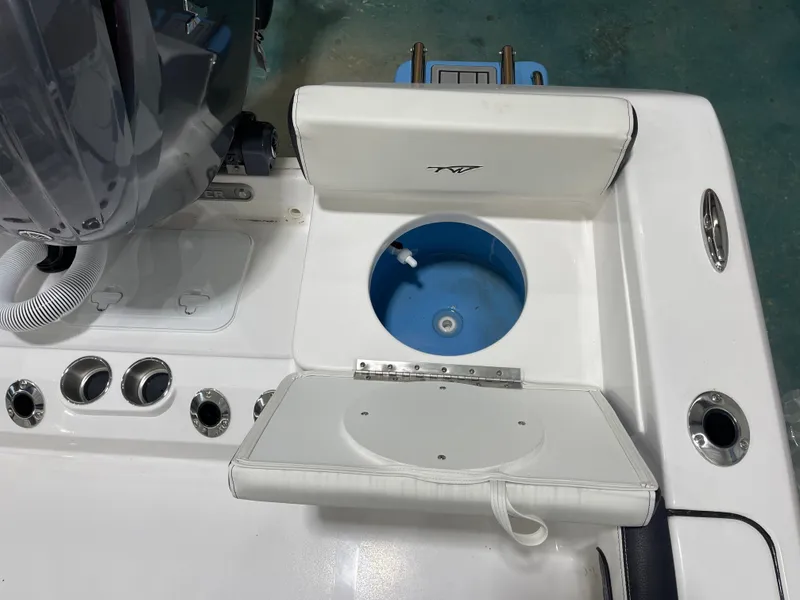 Slide: The Image of Tidewater 198 CC Adventure 2026 - 22