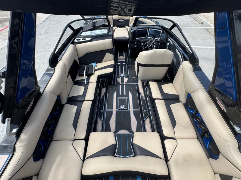 Slide: The Image of Centurion Ri 230 2022 - 11