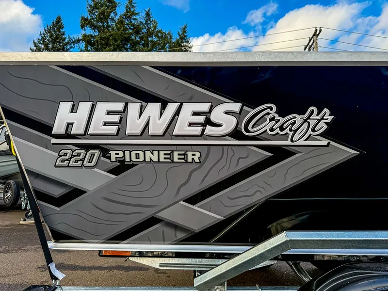 Slide: The Image of Hewescraft 220 Pioneer 2026 - 26