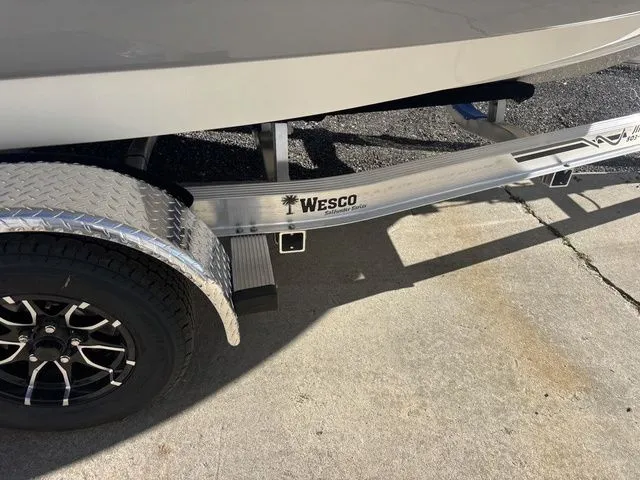 Slide: The Image of Pioneer 202 Sportfish 2026 - 10