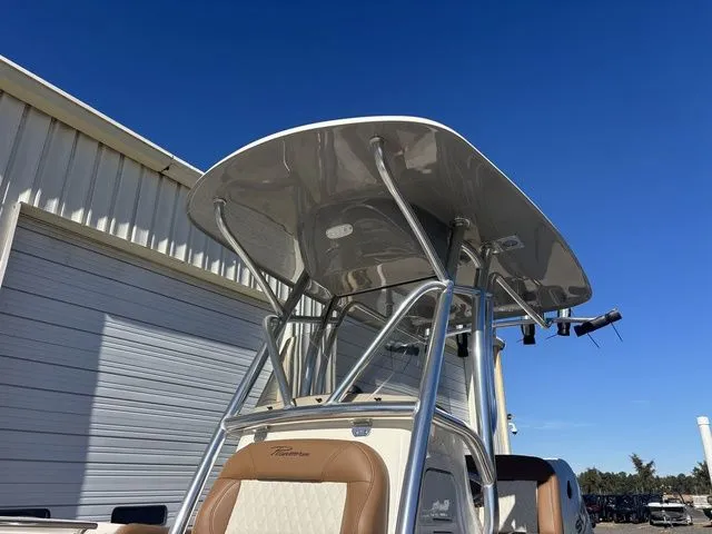 Slide: The Image of Pioneer 202 Sportfish 2026 - 15