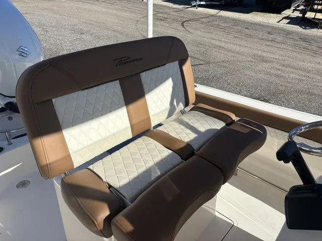 Slide: The Image of Pioneer 202 Sportfish 2026 - 37