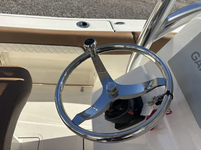 Slide: The Image of Pioneer 202 Sportfish 2026 - 38