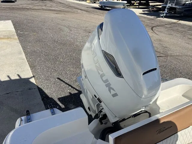 Slide: The Image of Pioneer 220 Bay Sport 2026 - 20