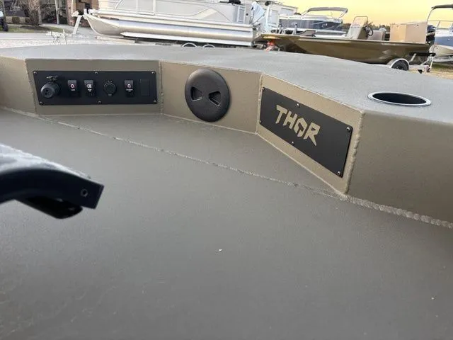 Slide: The Image of Thor 1754 Timber Hammer Elite 2026 - 17