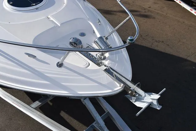 Slide: The Image of Regal 2655 Commodore Express 2010 - 27