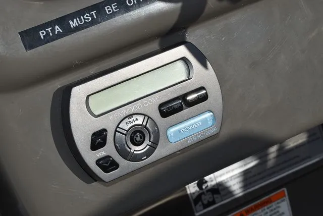 Slide: The Image of Regal 2655 Commodore Express 2010 - 54