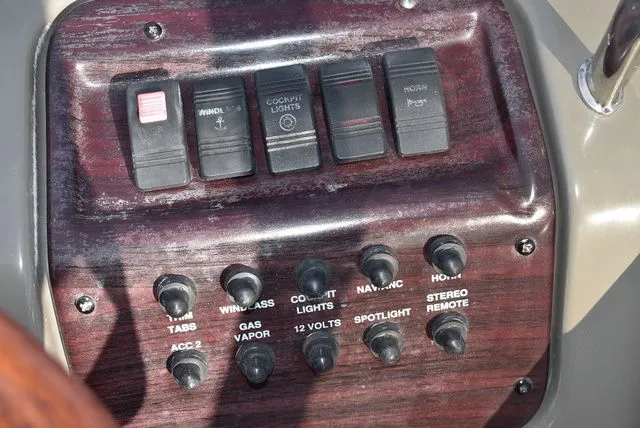 Slide: The Image of Regal 2655 Commodore Express 2010 - 57