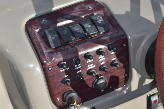 Slide: The Image of Regal 2655 Commodore Express 2010 - 58