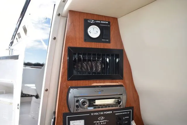 Slide: The Image of Regal 2655 Commodore Express 2010 - 65