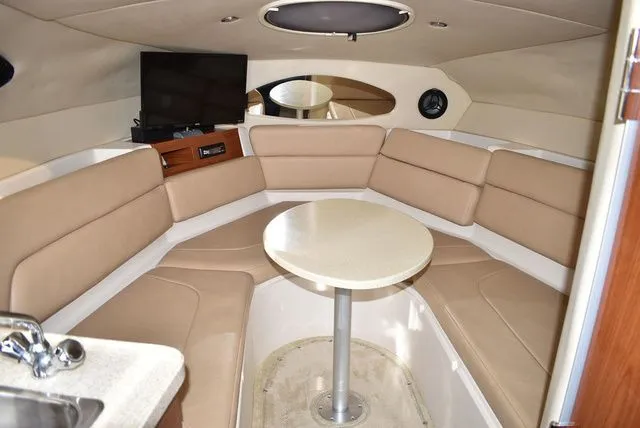 Slide: The Image of Regal 2655 Commodore Express 2010 - 71