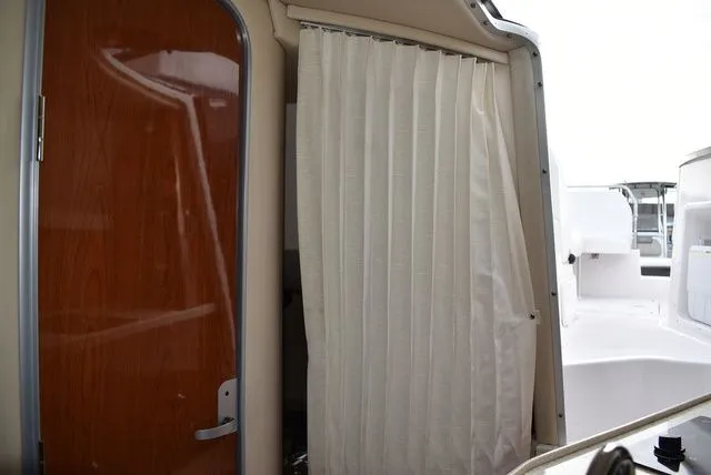 Slide: The Image of Regal 2655 Commodore Express 2010 - 99