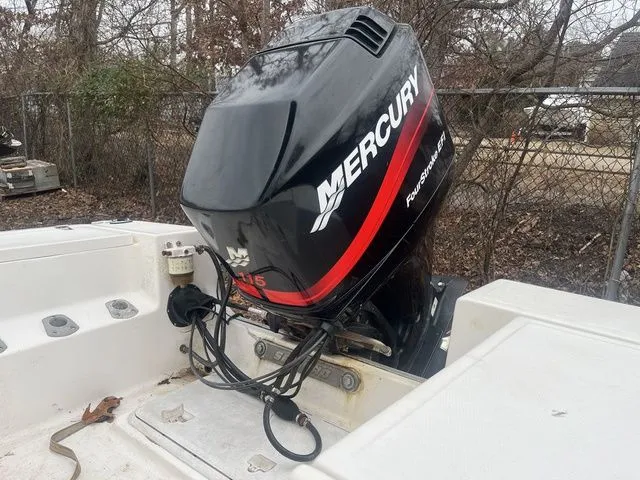 Slide: The Image of Sea Pro 180 Center Console 2002 - 4