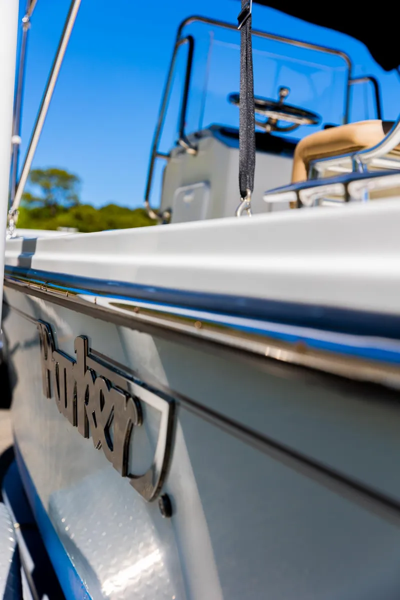 Slide: The Image of Parker 1801 Center Console boat, 2017 model, close-up view. - 22