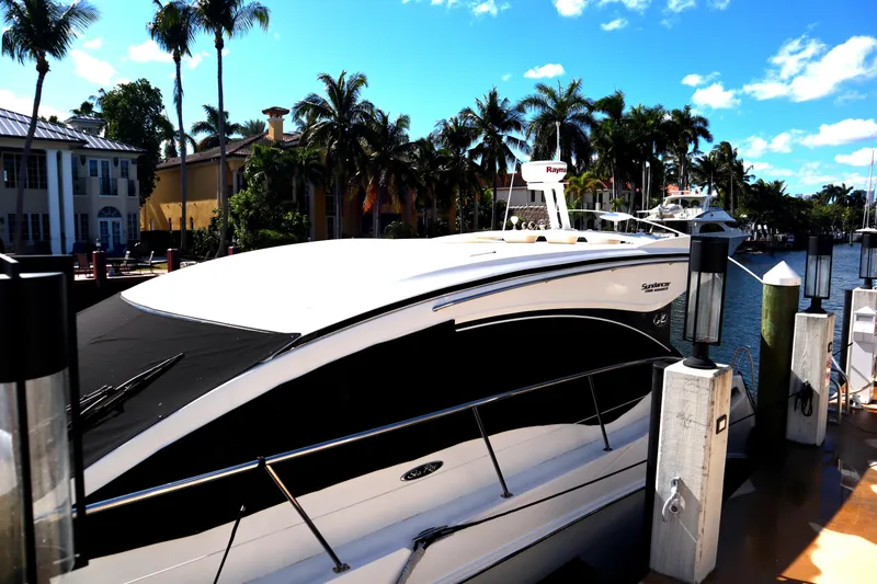 Slide: The Image of Sea Ray Sundancer 400 2016 - 87