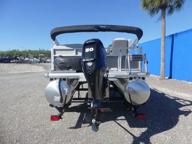 Slide: The Image of Sun Tracker Bass Buggy 16 XL Select 2026 - 5