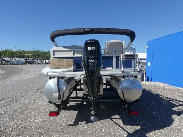 Slide: The Image of Sun Tracker Bass Buggy 16 XL Select 2026 - 5