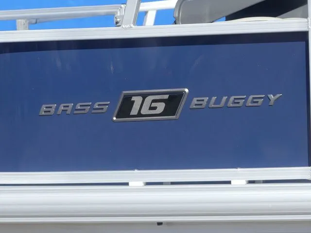 Slide: The Image of Sun Tracker Bass Buggy 16 XL Select 2026 - 9