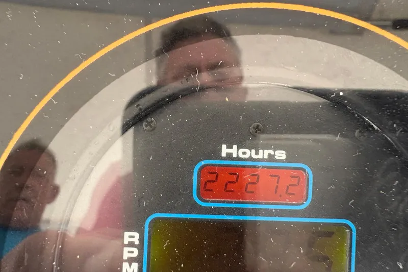 Slide: The Image of Hour meter showing 2227.2 hours on 2001 Ocean Yachts 40 Super Sport. - 4