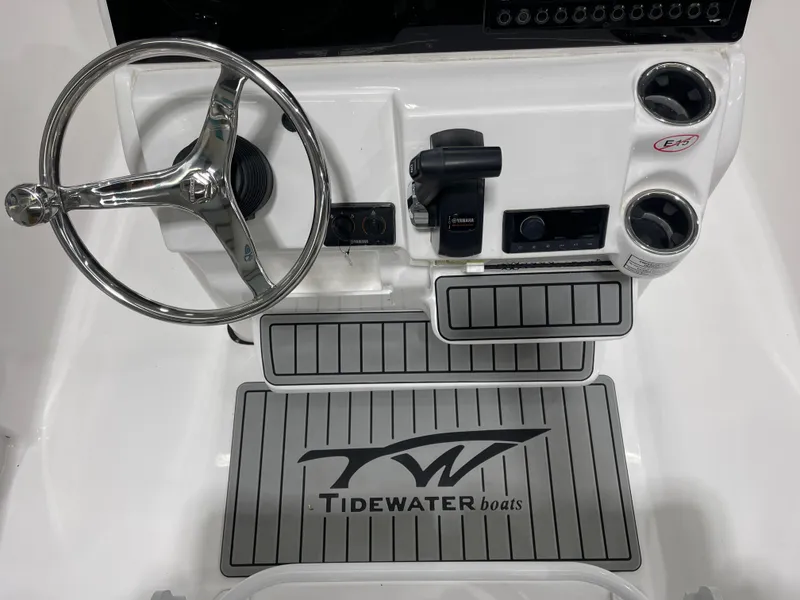 Slide: The Image of Tidewater 198 CC Adventure 2026 - 10