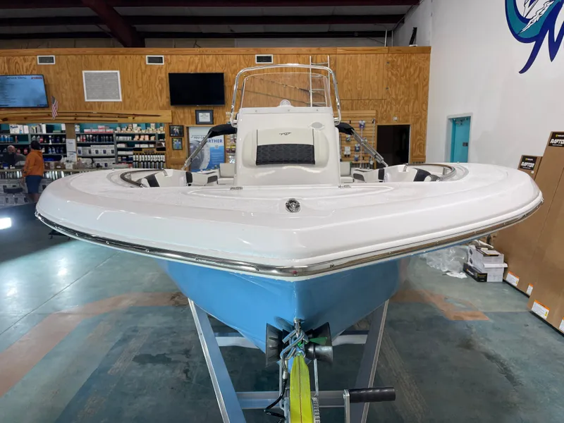 Slide: The Image of Tidewater 198 CC Adventure 2026 - 15