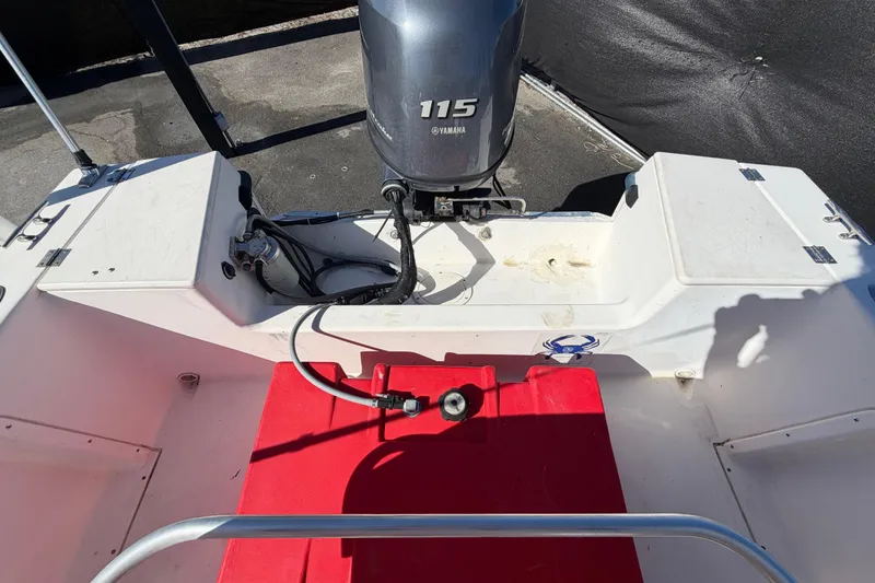 Slide: The Image of 1991 Grady-White Spirit 175 boat with Yamaha 115 outboard motor, red deck mat. - 50