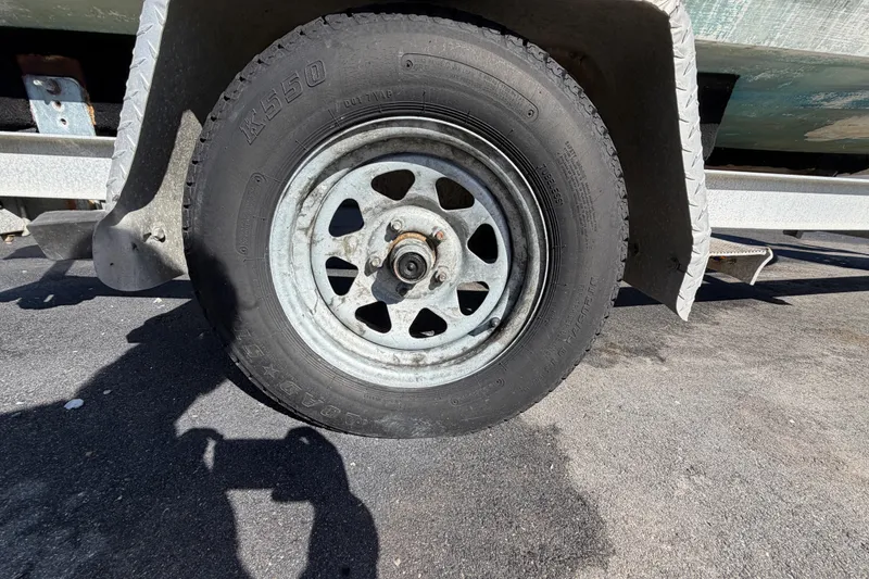 Slide: The Image of Close-up of Yamaha F115LB engine label on 1991 Grady-White Spirit 175 boat. - 59