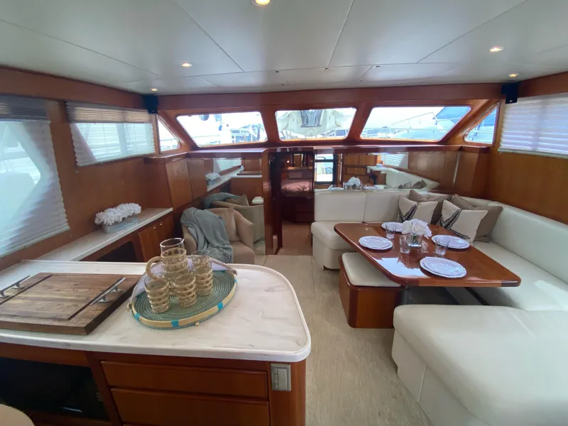 Slide: The Image of Interior of a 2009 Mikelson Zeus Sportfisher yacht, luxurious and spacious. - 3