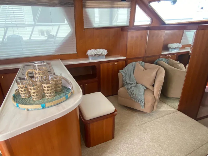 Slide: The Image of Interior of 2009 Mikelson Zeus Sportfisher with elegant furnishings. - 7