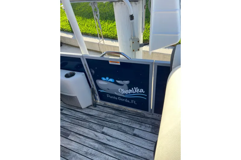 Slide: The Image of 2022 Veranda VP 25RC boat deck with custom gate design, Punta Gorda, FL. - 18