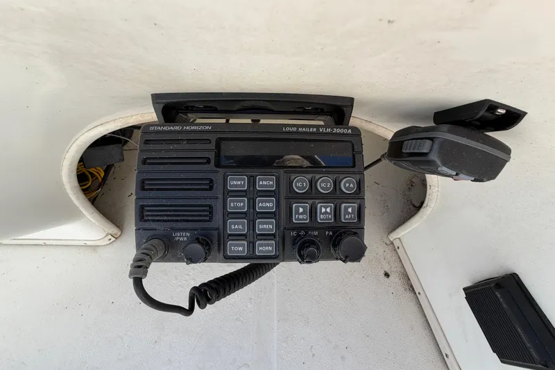 Slide: The Image of Standard Horizon marine radio on 1997 Sea Ray 370 Aft Cabin boat. - 36