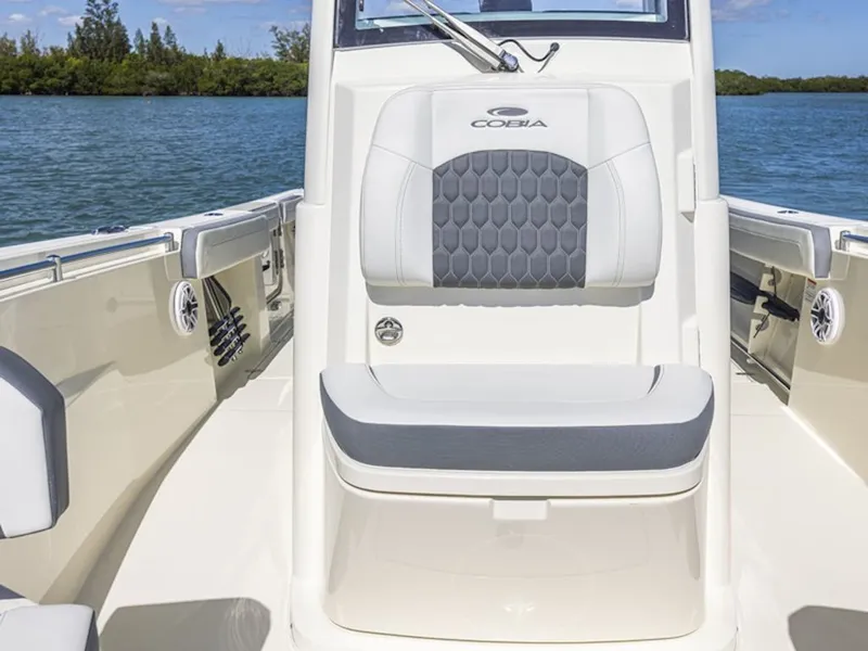 Slide: The Image of Cobia 265 Center Console 2026 - 14