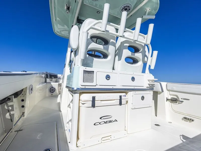 Slide: The Image of Cobia 265 Center Console 2026 - 23
