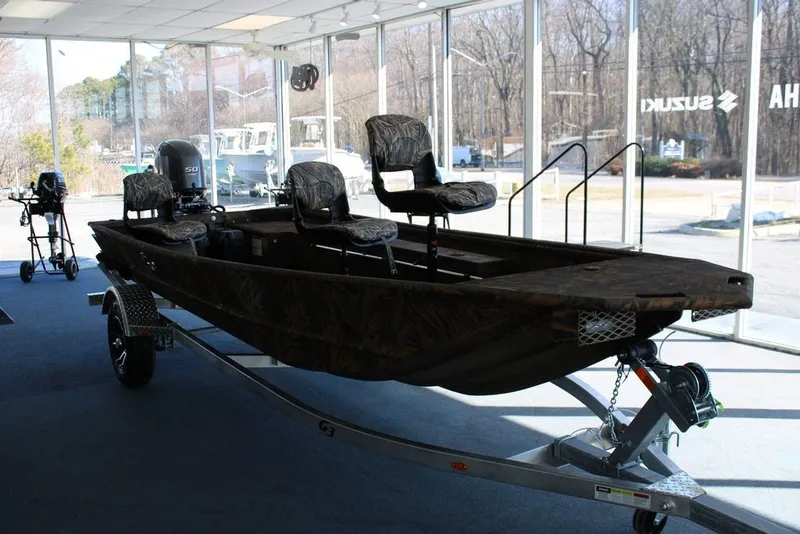Slide: The Image of G3 Gator Tough 16 DK 2025 - 15