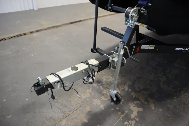 Slide: The Image of Trailer hitch of 2024 Sea-Doo Switch Cruise 21 on concrete floor. - 31