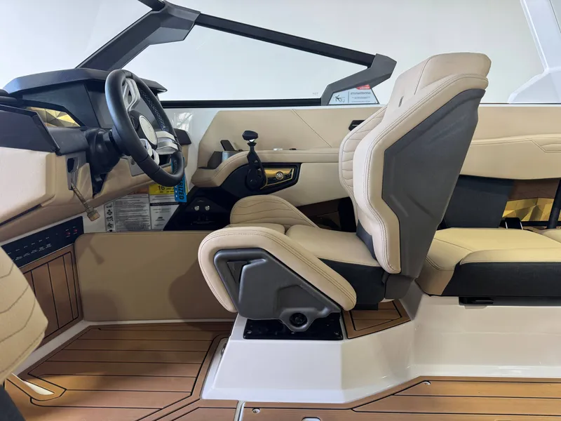 Slide: The Image of Nautique Super Air Nautique G23 2025 - 23