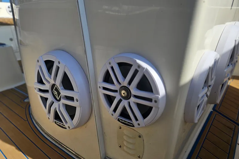 Slide: The Image of Speakers on 2006 Key West 268 Center Console boat, featuring Rockford Fosgate audio system. - 15