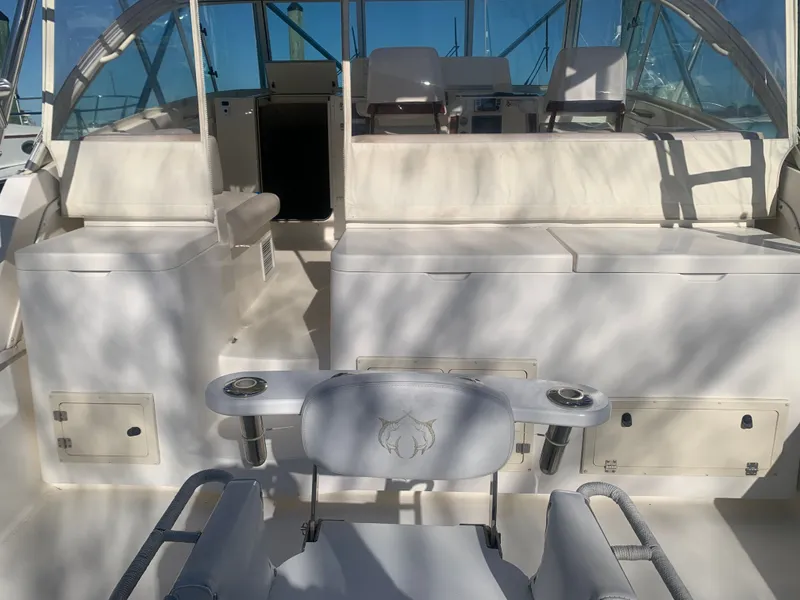 Slide: The Image of Albemarle 360 Express 2006 - 7