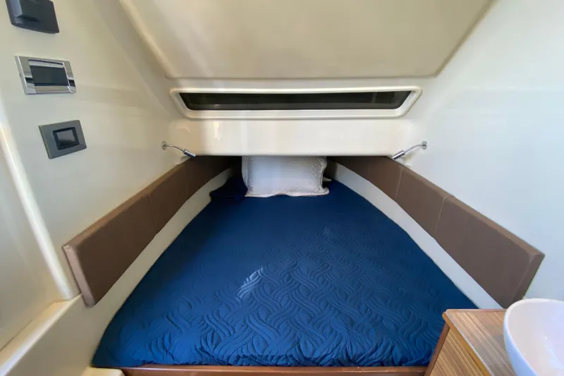 Slide: The Image of Berth - 33