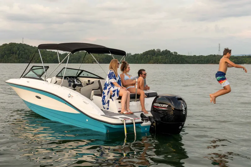 The Image of Sea Ray SPX 210/OB 2026 - 1