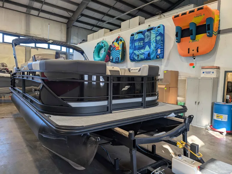 Slide: The Image of Starcraft SLS-3 R/TT 2026 - 6