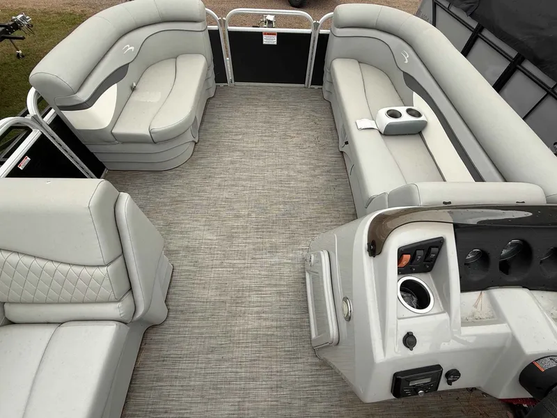 Slide: The Image of Bennington 20SV 2023 - 10