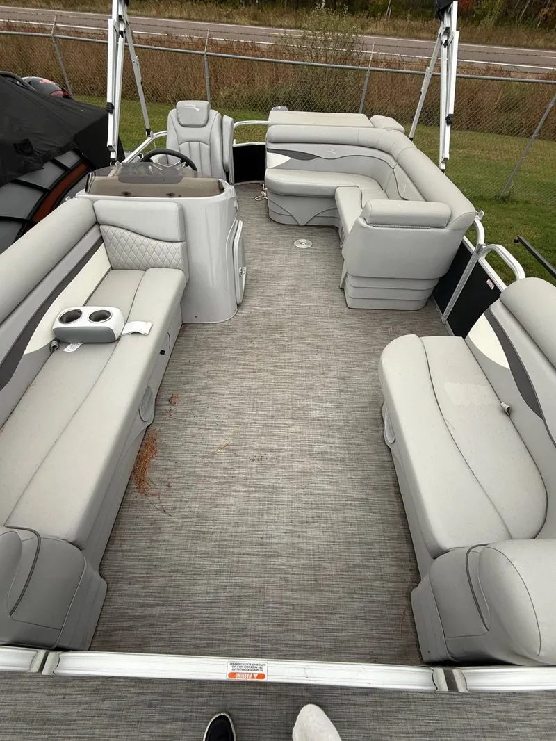 Slide: The Image of Bennington 20SV 2023 - 5