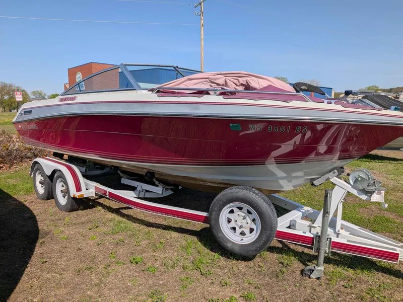 Slide: The Image of Four Winns 200HORIZON 1988 - 3