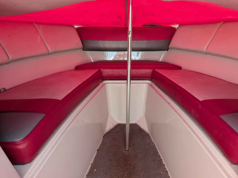 Slide: The Image of Four Winns 200HORIZON 1988 - 6