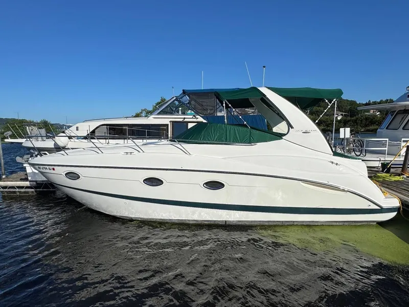 The Image of Maxum 3000 SCR 2002 - 1